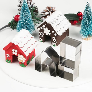 Gingerbread House Holiday Kit